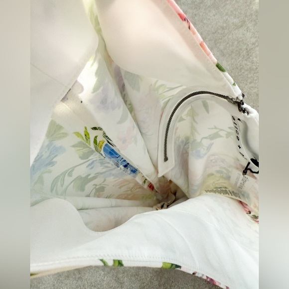 Alice + Olivia - Lorinda Floral Ankle Wide-Leg Pants - size 6 - New w/ Tags - Picture 11 of 14